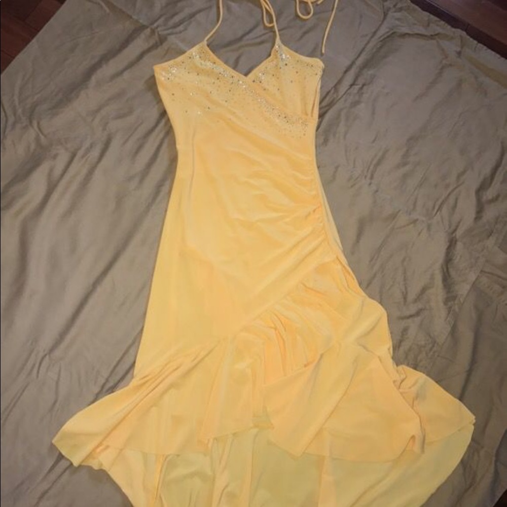 Short dress